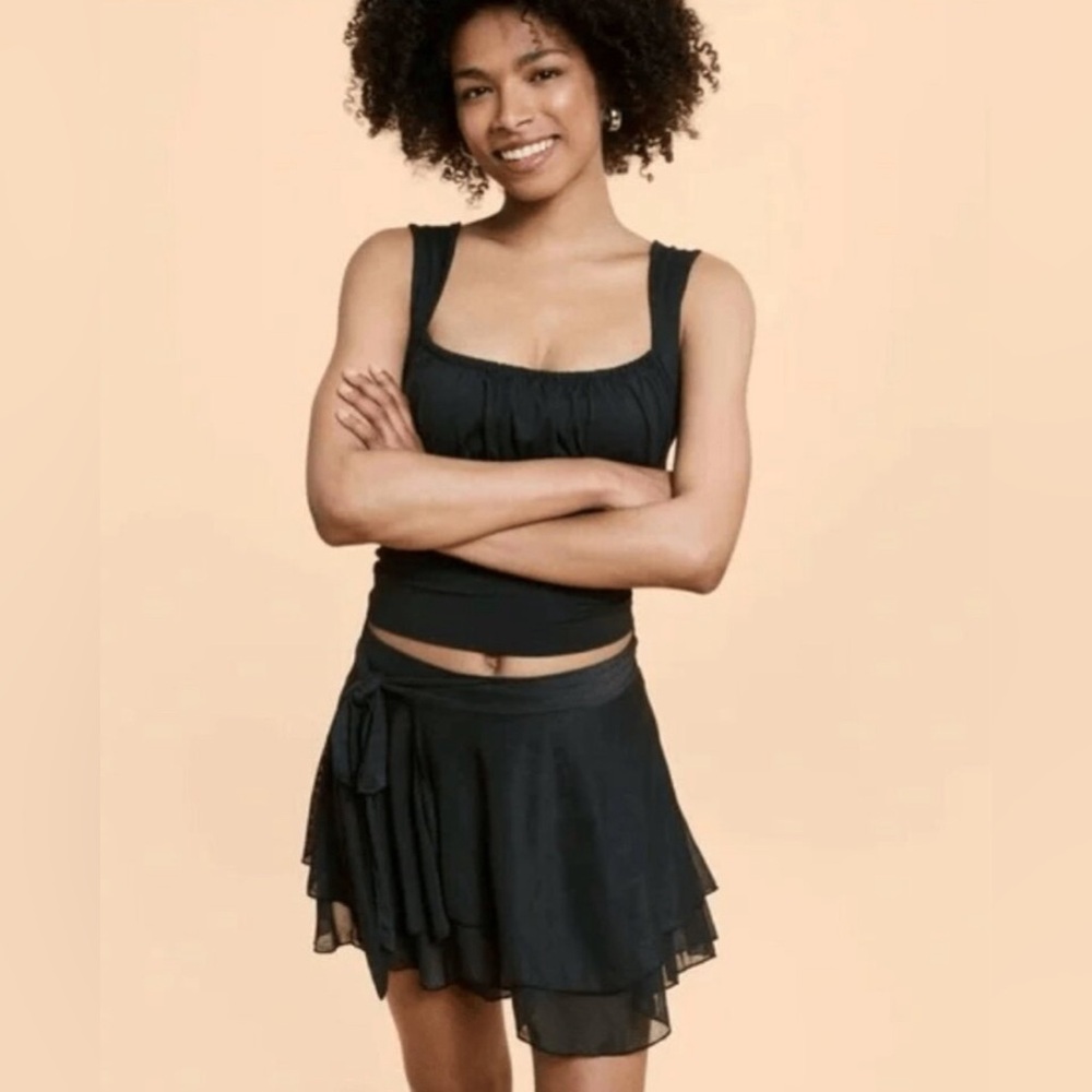 Blogilates Dance Studio Wrap Skort Skirt Shorts Jet Black Size Small NWT